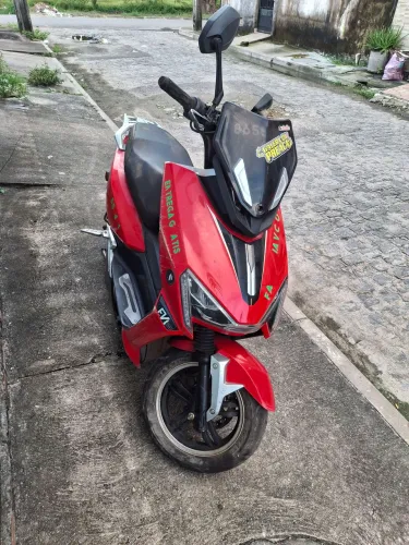Moto Elétrica para Retirada de Peças