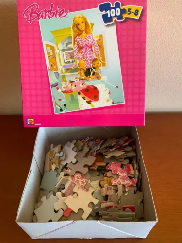 Jogo quebra cabeça da Barbie 