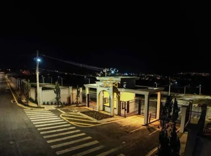 CONDOMÍNIO VILLA TRIVENTO EM INDAIATUBA LOTE DE 304 M².