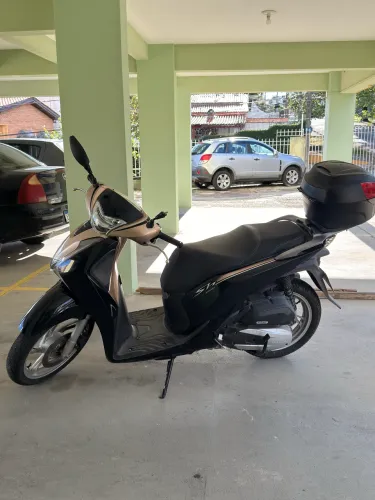Honda Sh150 - 18k km - Muito Econômica