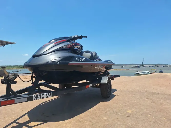 Yamaha 1.8 SHO FZR em perfeito estado todo revisado