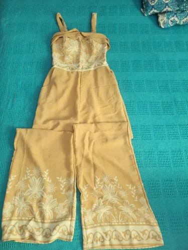 Macacão para o verão - G novo - 45,00