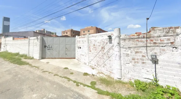 Imóvel para venda possui 1224 metros quadrados em Damas - Fortaleza - CE