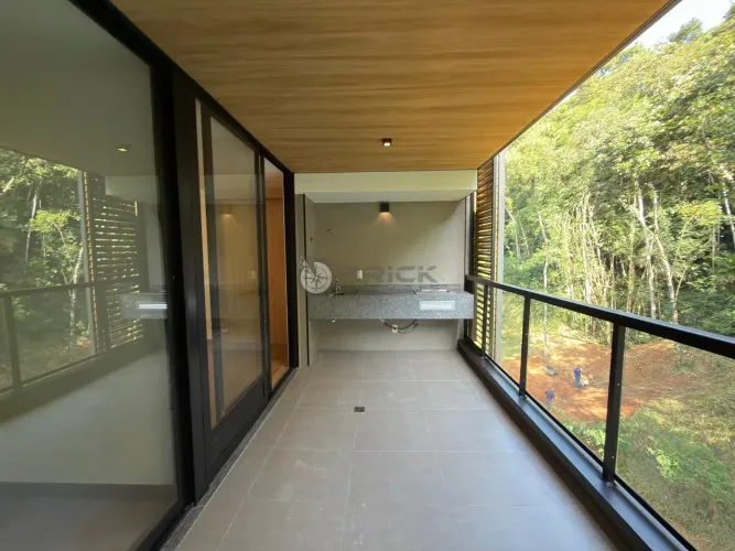 Apartamento para locação double suíte com 64 m² no Alto, Teresópolis/RJ.