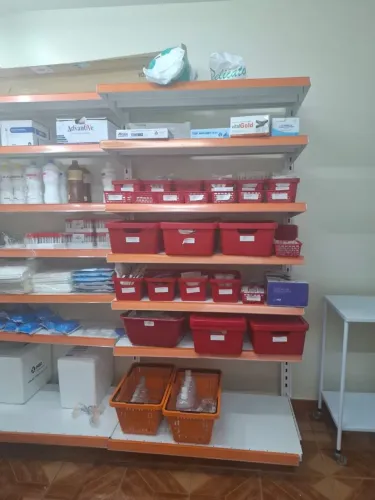 Expositor 6 unidades mais de 15 prateleiras e gôndola