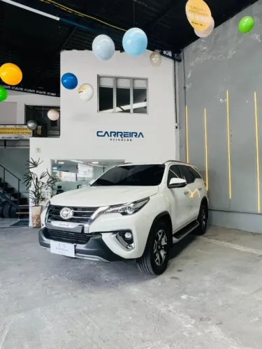 Toyota Hilux SW4 SRX Diamo. 4X4 2.8 TB DIE AUT 2019