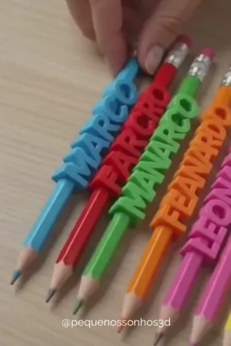 Ponteiras com nome para lápis ou caneta