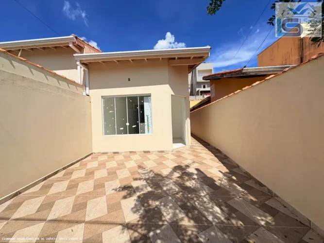 Casa para Venda em Pinhalzinho, Residencial Altos do Pinhal, 2 dormitórios, 1 suíte, 2 ban