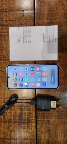 Samsung S24 FE 256GB 8GB SM-S921B/DS com nota