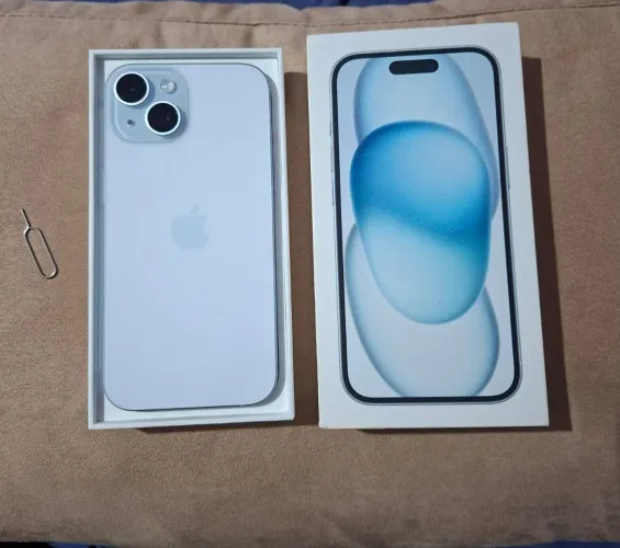 iPhone 15 256g