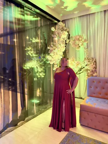 Vestido de festa na cor vinho G1