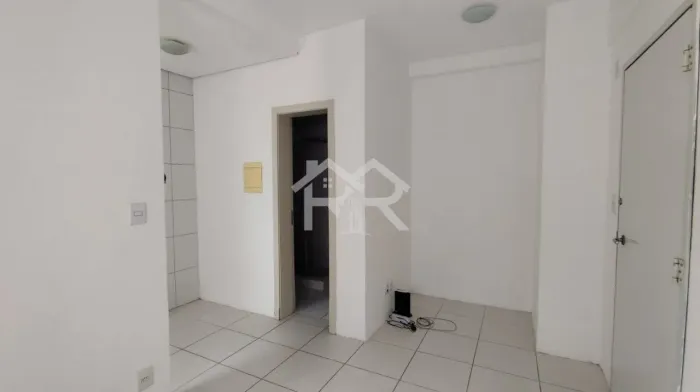 Apartamento JK para alugar no bairro Azenha em Porto Alegre.