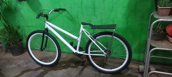 Vende-se bicicleta