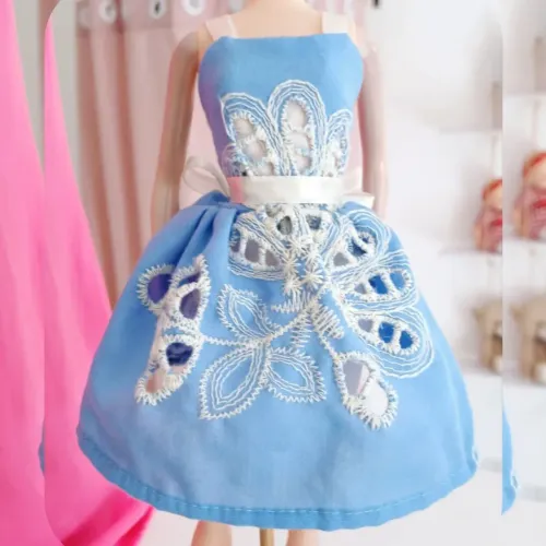 Roupas para boneca Barbie A partir de 15,00