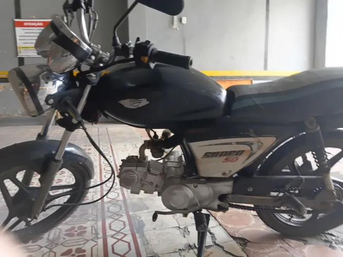 Moto Dafra SUPER 50 Cilindradas, ano 2015, gasolina, revisada, de leilao, faço entrega
