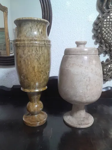 Conjunto vaso e potiche em pedra sabão