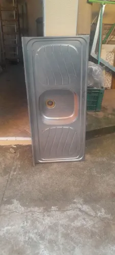 Vendo essa pia de inox 