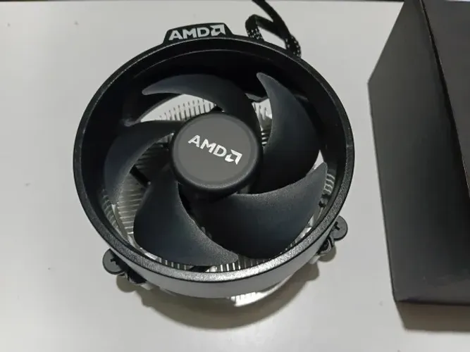 Cooler Amd Wraith Stealth - Para Soquete Am4