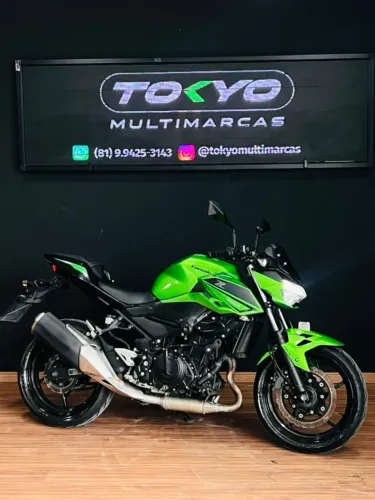 KAWASAKI Z400 2023 - 30.000 KM - VERDE - R$ 29.990
