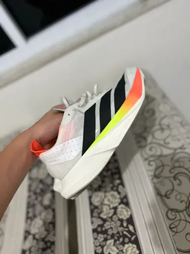 TÊNIS ADIDAS ADIZERO DRIVE RC
