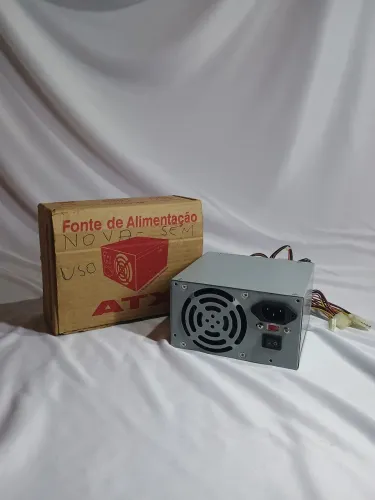Fonte de alimentação PC