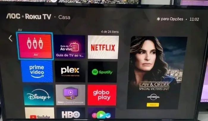 TV SMART AOC ROKU 32 PERFEITA CONSERVADA OBS NAO TEM OS PÉS FUNCIONA TUDO