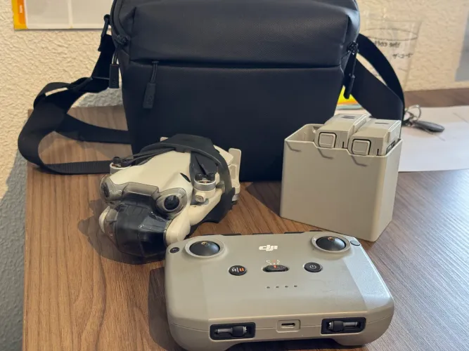 DJI Mini 4 PRO + Fly More Combo