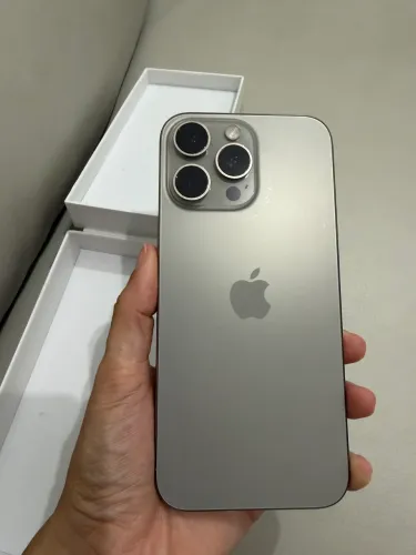 iPhone 16 Pro Max - OPORTUNIDADE!