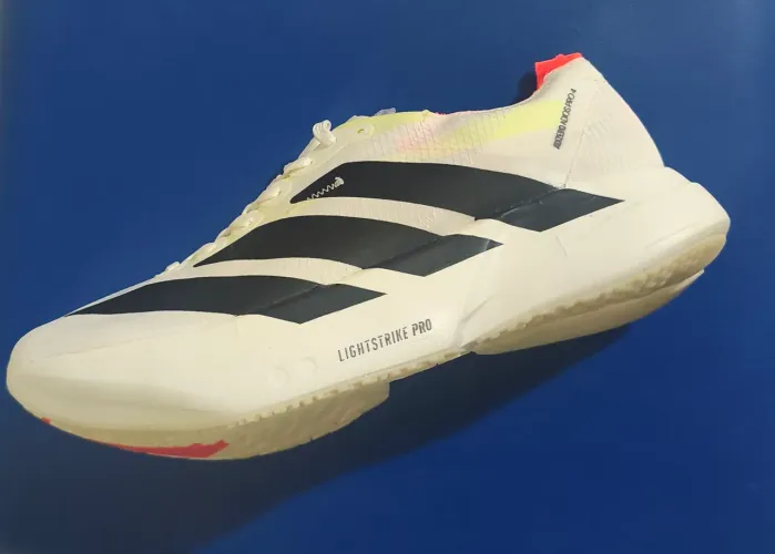 Tênis Adidas Adizero branco nº41