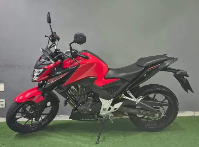 Honda - Cb 300F Abs - Ano 2024.