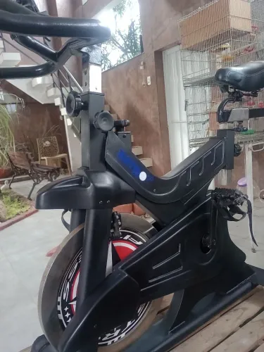 Spinning Astro profissional em ótimo estado!