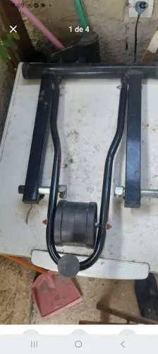 Rolo de treino para pedalar em casa com.sua bike