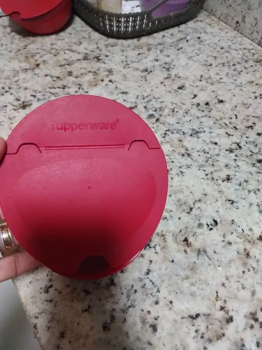 Tupperware Saleiro 300g Vermelho Escuro