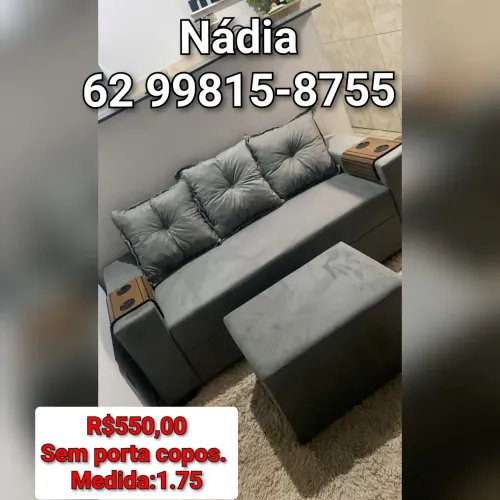 SOFÁ 3 LUGARES COM PUFF DE BRINDE