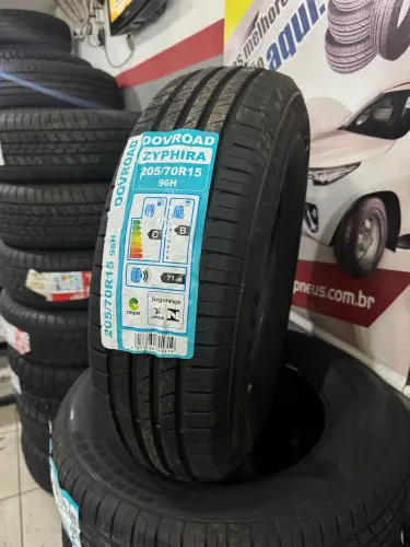 Pneus Zaphira 205/70 Aro 15