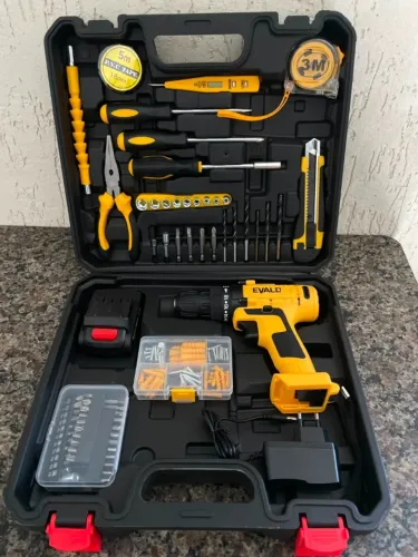 Kit Parafusadeira Furadeira a Bateria 12V com Maleta + 136 Peças - Nova
