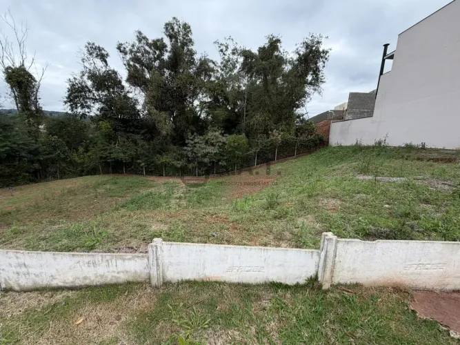 Terreno em Condomínio à Venda em Votorantim-SP - Bairro Colina Santa Monica - 153,03 m² de