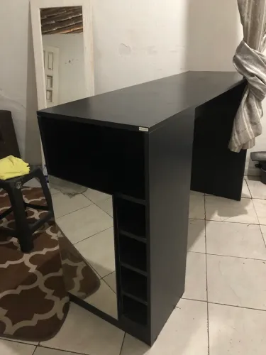 BALCÃO PRETO ADEGA COM ESPELHO