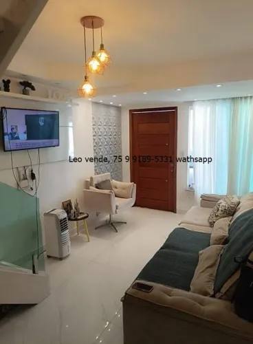 Leo vende, bairro Papagaio, 3\4 suíte e closet