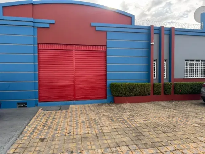 GALPÃO COMERCIAL NO CENTRO, 969,57 m²