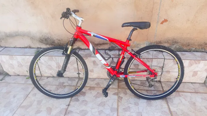 Bicicleta GT Aro 26 Deore