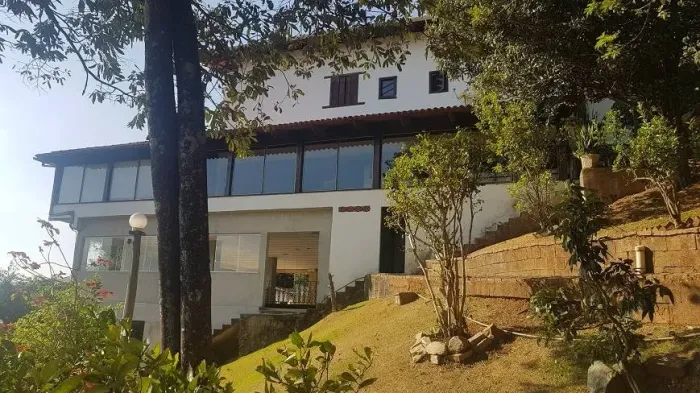Casa Condomínio Vale das Araras.