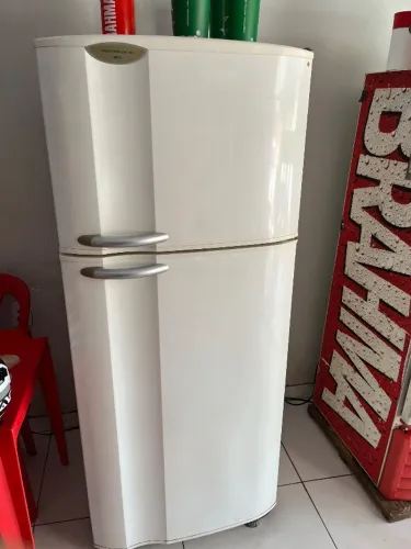 Geladeira frost free duas portas
