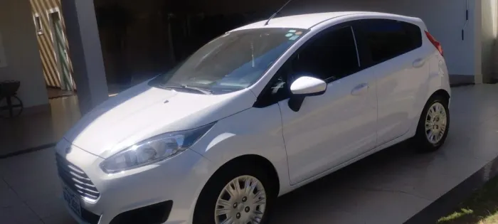 Ford Fiesta 1.5 16V Flex Mec. 5P 2015