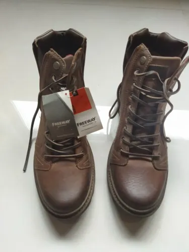 Bota free em couro way n? 39