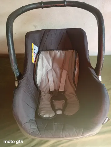 Cadeirinha bebê conforto 