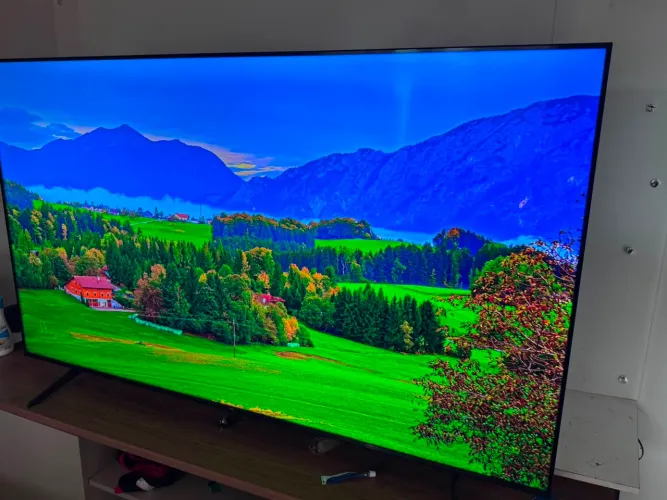 Smart tv 65 4k com inteligência artificial Android comando de voz tela infinita 