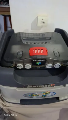 Nintendo 64 Smoke + acessórios