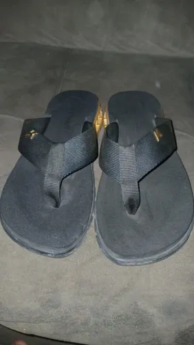 Chinelo kener raka 