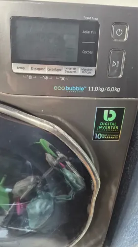 Máquina de lavar e secar Samsung